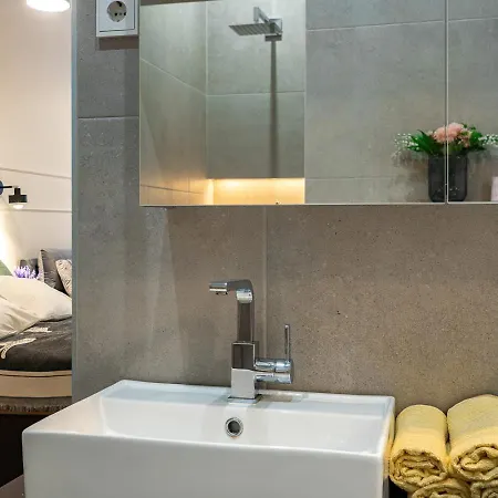 Appartement W - - Stylish Design - Sleeps 6 Boedapest