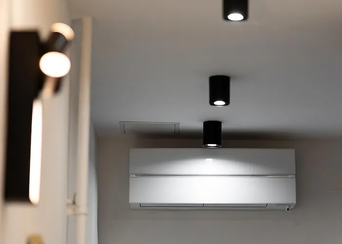 W - - Stylish Design - Sleeps 6 * Budapešť